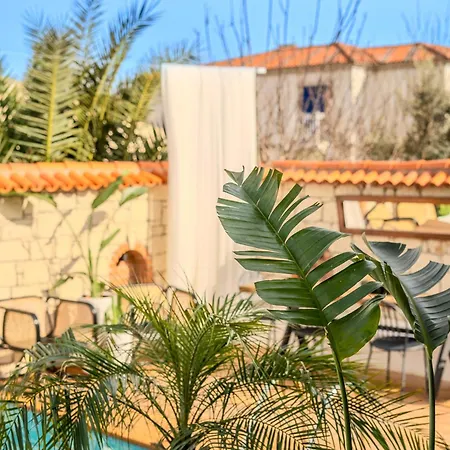 Aleysim Otel - Alacati فندق *