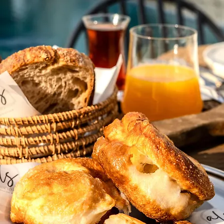 فندق Aleysim Otel - Alacati ألاتشاتي